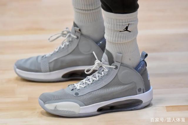 骑士克76人开季13连胜 唐斯46+10尼克斯负公牛